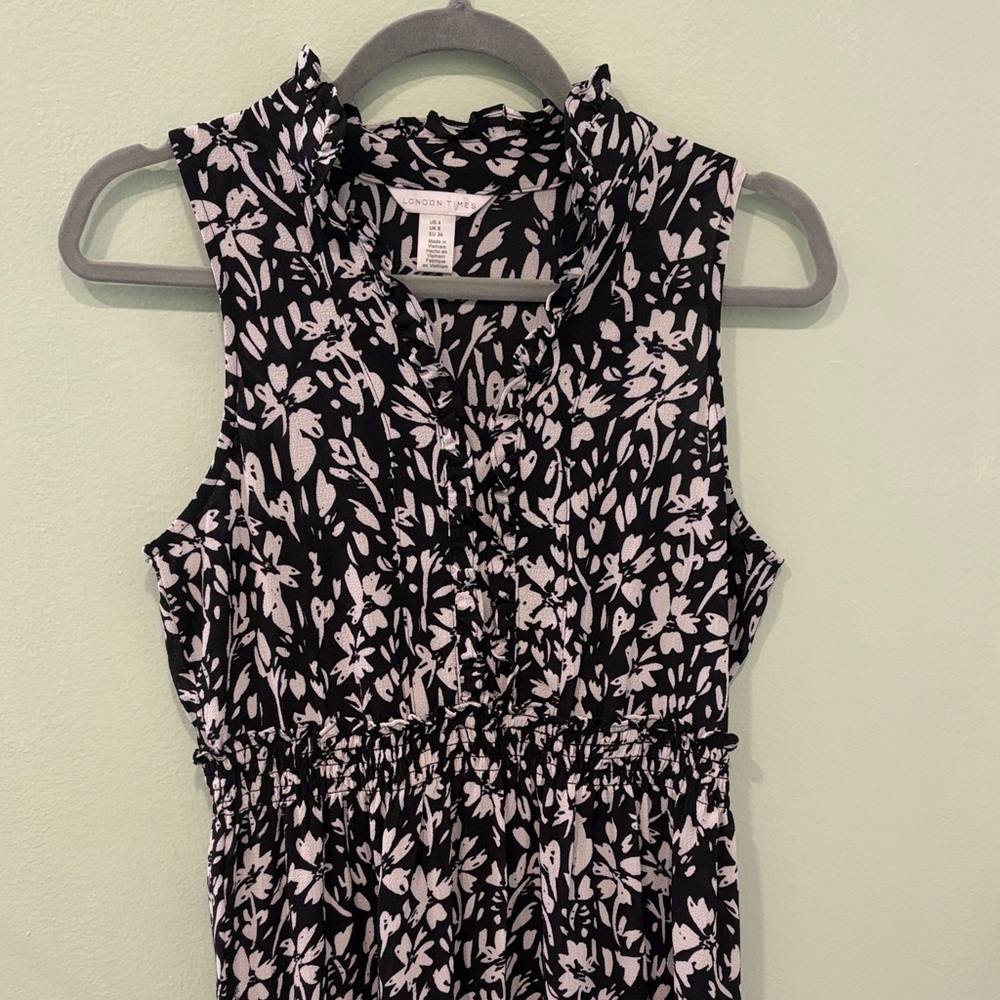 London Times Black and White Floral Maxi Dress